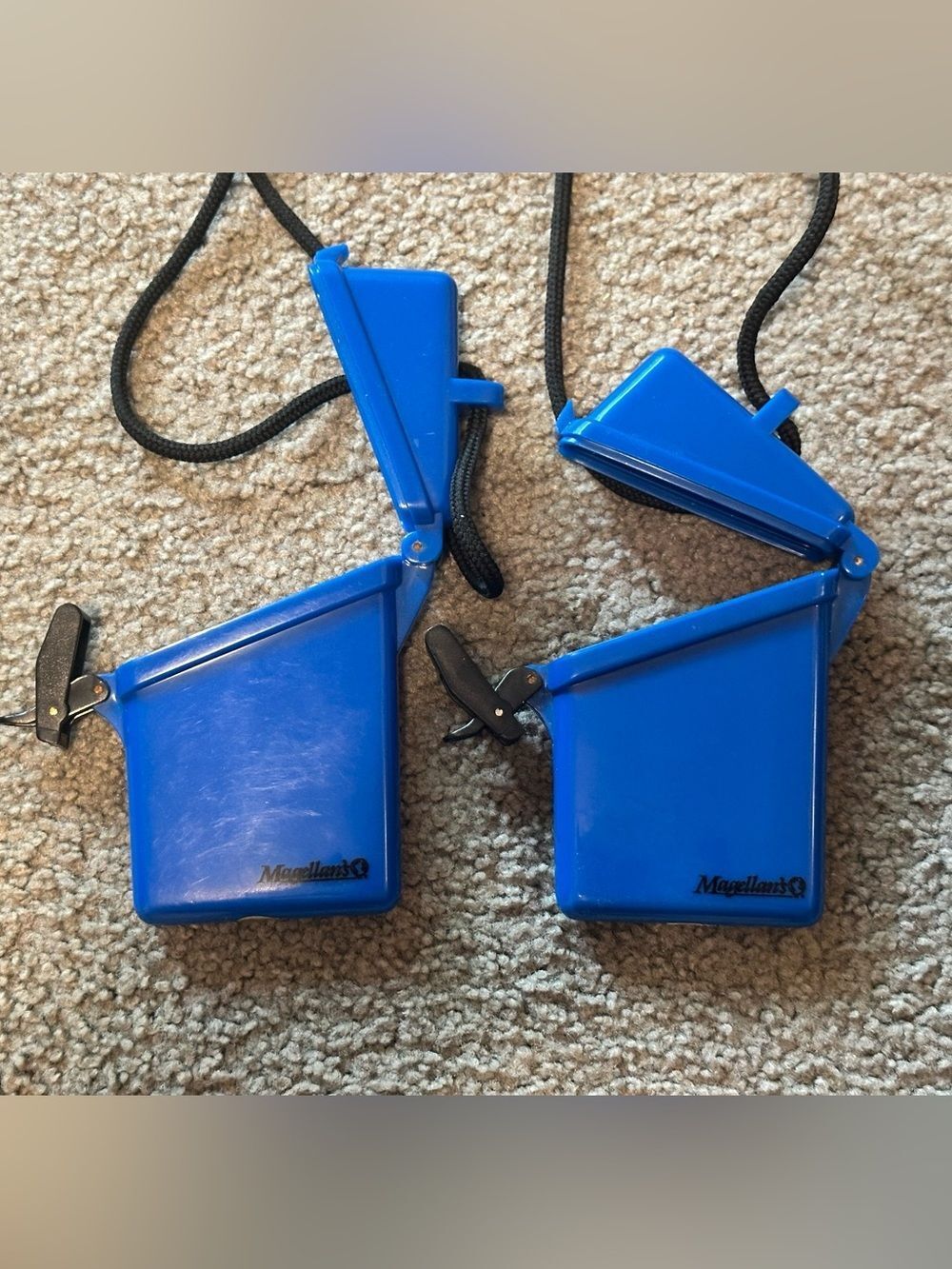 Magellan Outdoors Card Holder vtg set of 2